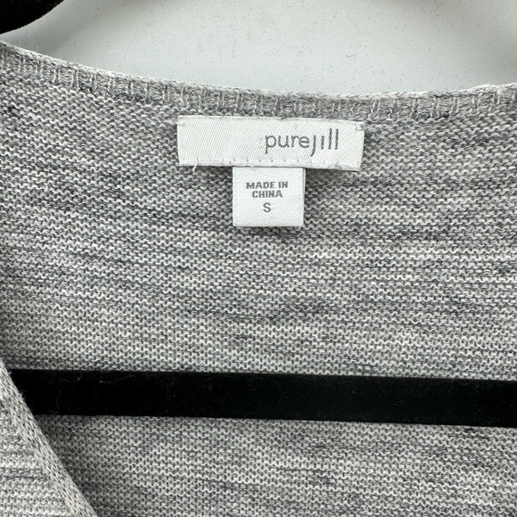 PURE JILL Linen blend V neck woman quiet luxury soft classic grey tunic.  SMALL - Picture 7 of 14
